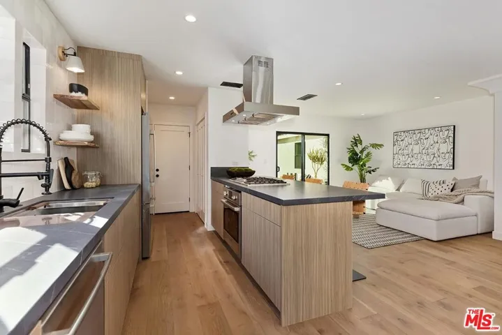Kitchen area overlooking family room area