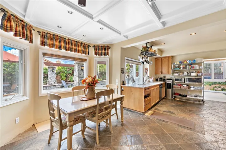 21241 Hillgate Circle, Rancho Santa Margarita, California 92679