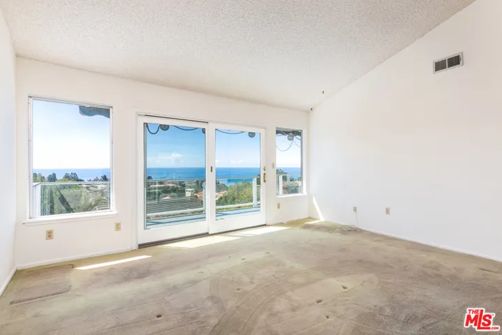 6820 Verde Ridge Road, Rancho Palos Verdes, California 90275