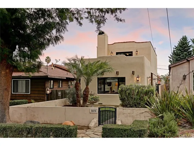 24214 Los Codona Avenue, Torrance, California 90505