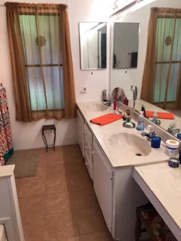 Master Bath2