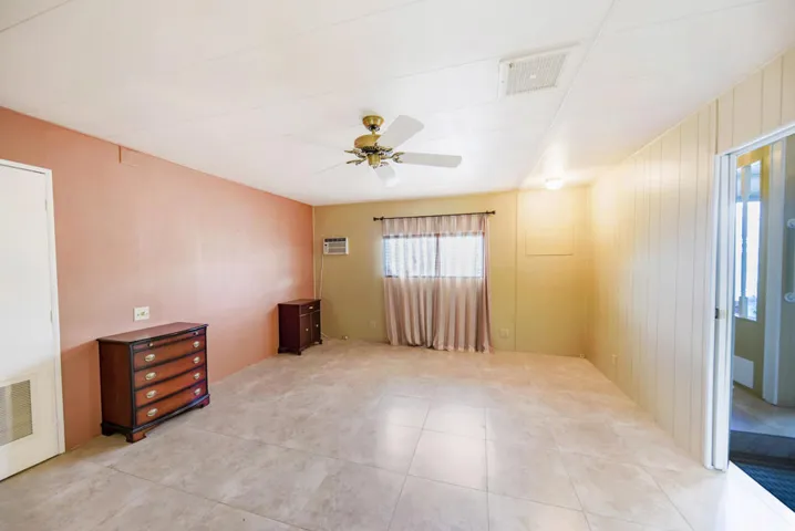 392 S Paseo Laredo-11