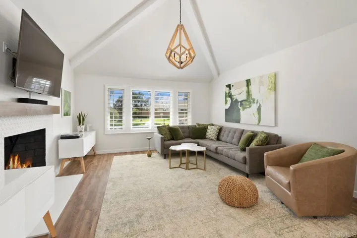 1736 Hill Top Lane, Encinitas, California 92024