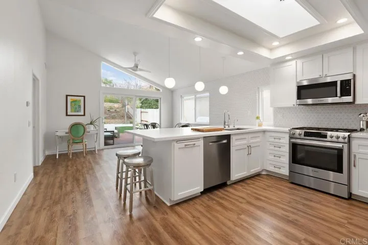 1736 Hill Top Lane, Encinitas, California 92024
