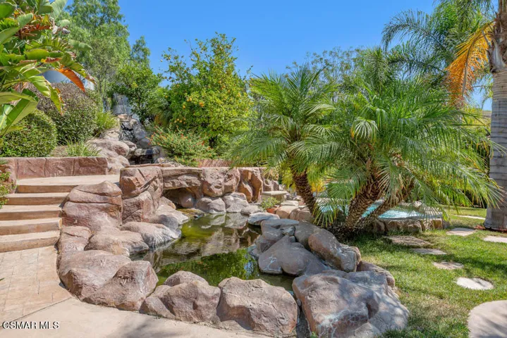 8404 Waters Rd-49