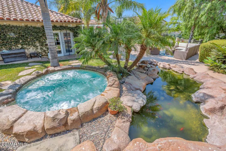 8404 Waters Rd-54