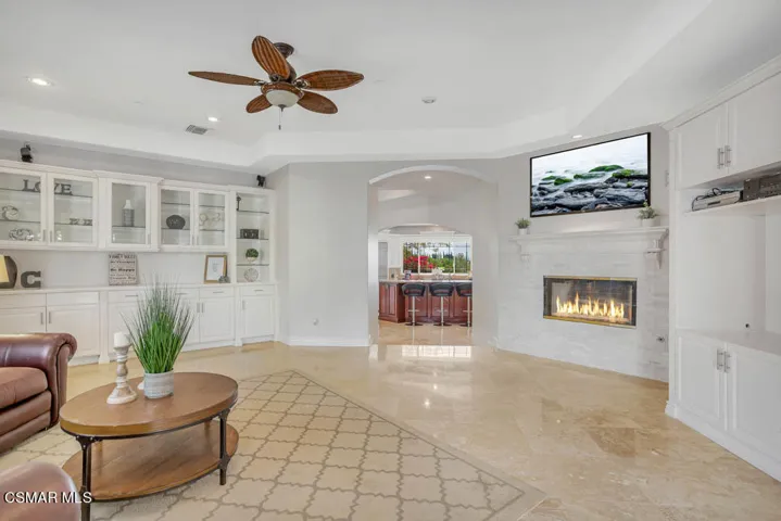 8404 Waters Rd-62