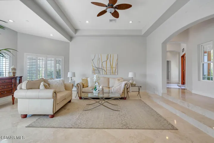 8404 Waters Rd-23