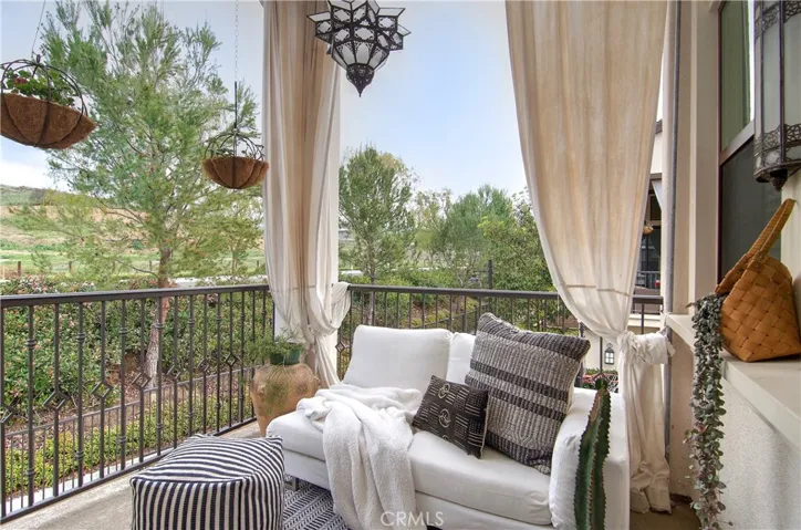 Views and views! You can wake up in this "resort" everyday.