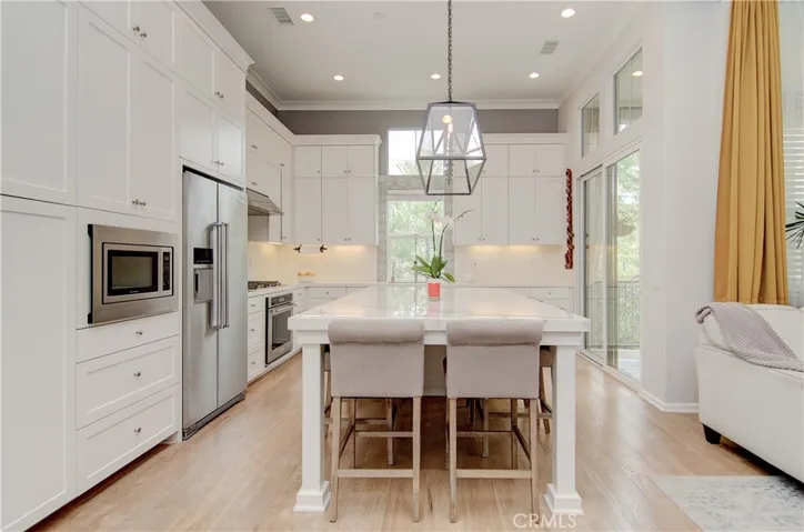 Just imagine all of the yummy dishes that will be made here and all the memories to be had.