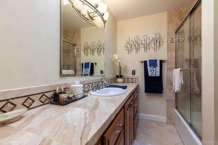 10928 Valley Lights Dr, El Cajon, California 92020