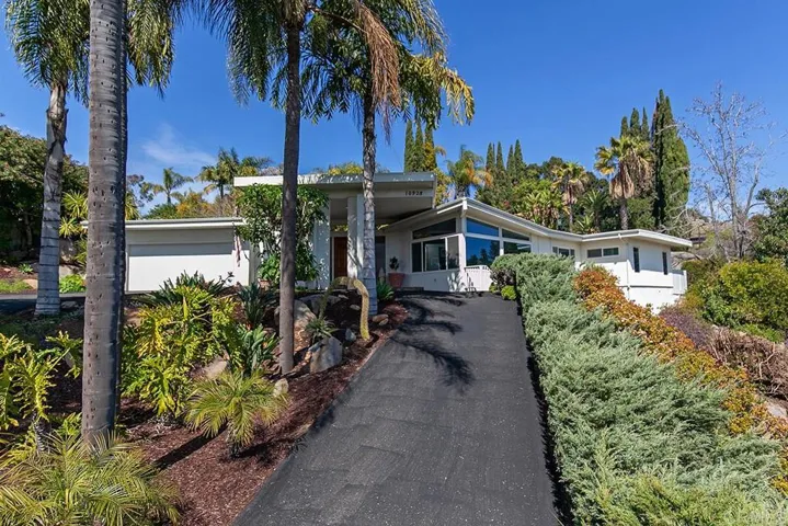 10928 Valley Lights Dr, El Cajon, California 92020