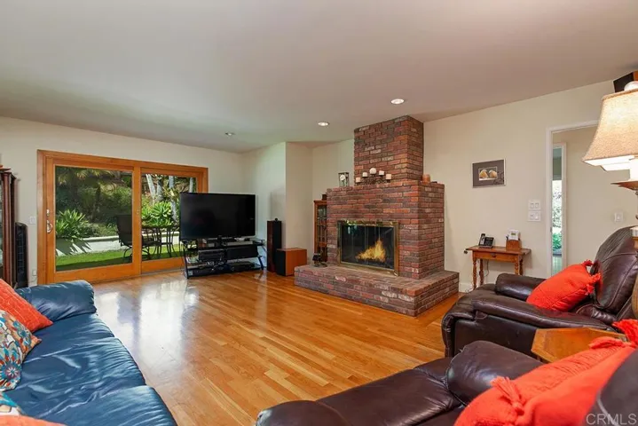 10928 Valley Lights Dr, El Cajon, California 92020