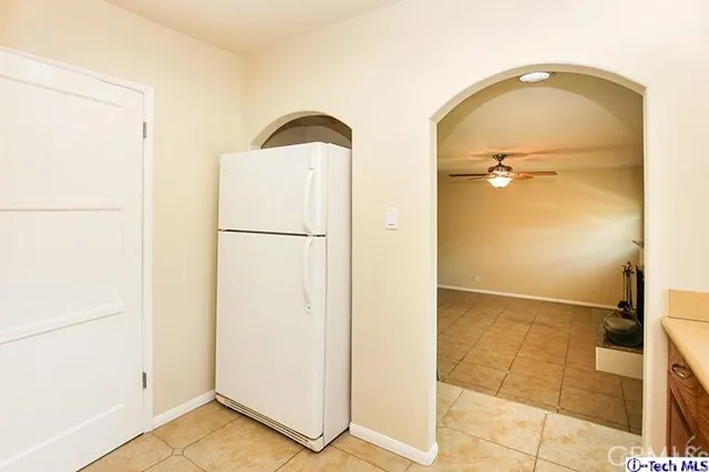 10929 Whitegate Avenue, Sunland, California 91040
