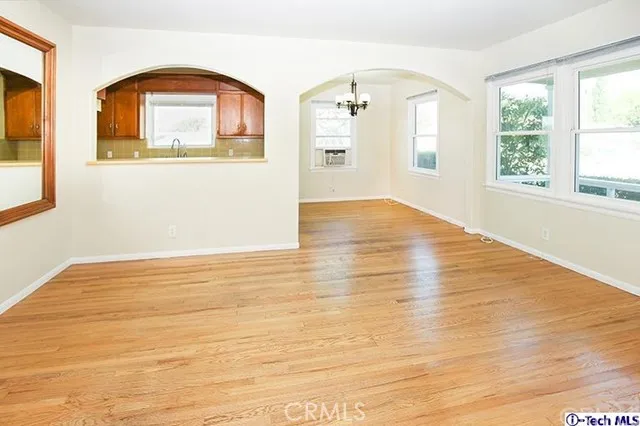 10929 Whitegate Avenue, Sunland, California 91040