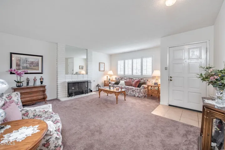 563 Center Ln Santa Paula-6