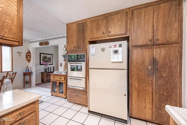 563 Center Ln Santa Paula-12