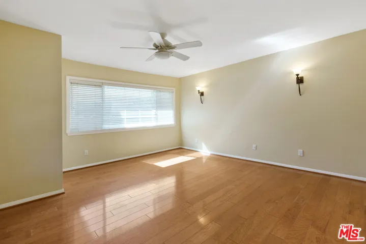 6200 Capistrano Avenue, Woodland Hills, California 91367