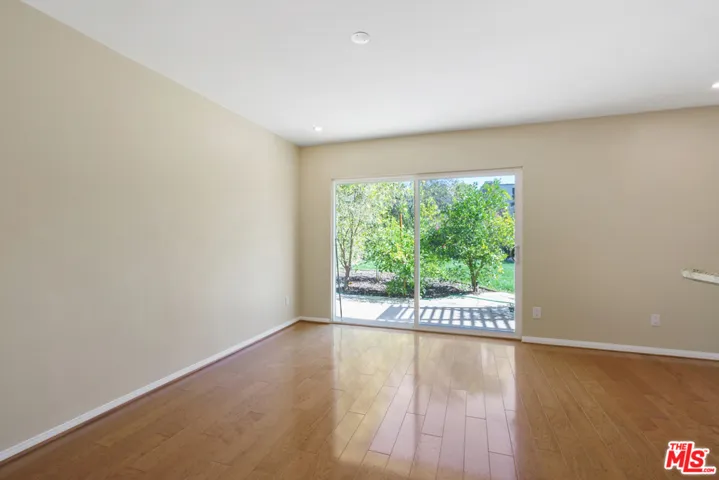 6200 Capistrano Avenue, Woodland Hills, California 91367