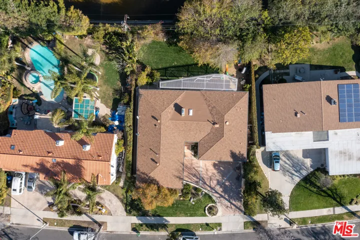 6200 Capistrano Avenue, Woodland Hills, California 91367