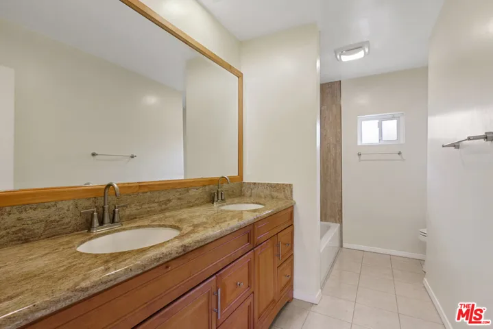 6200 Capistrano Avenue, Woodland Hills, California 91367