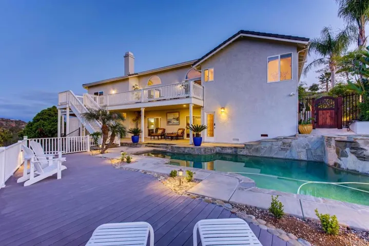 1375 Las Vistas Road, Fallbrook, California 92028