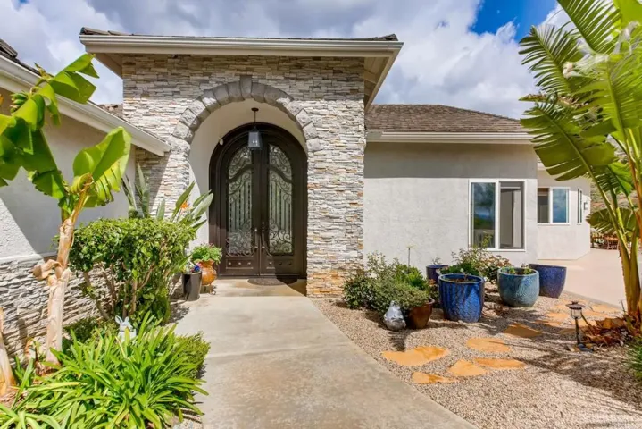 1375 Las Vistas Road, Fallbrook, California 92028
