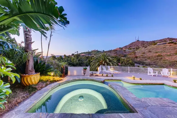 1375 Las Vistas Road, Fallbrook, California 92028