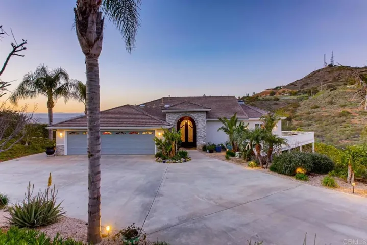 1375 Las Vistas Road, Fallbrook, California 92028