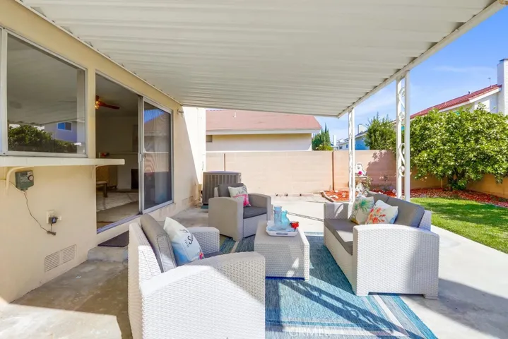 8272 El Pescador Lane, La Palma, California 90623