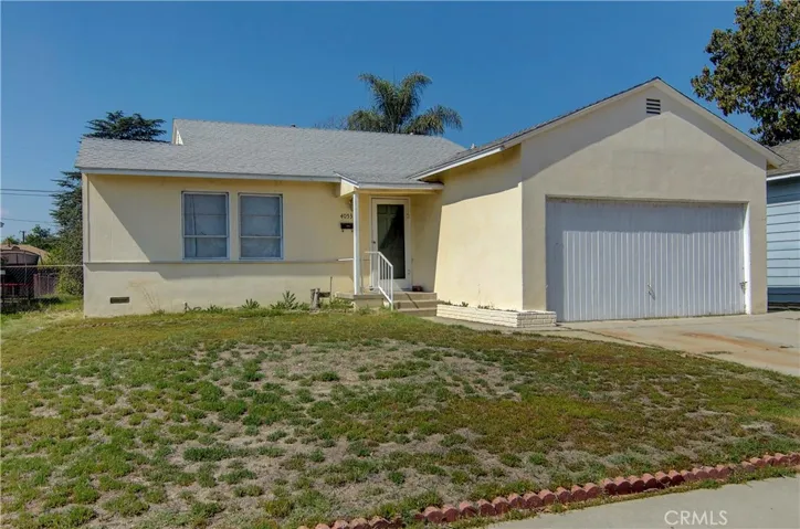 Fabulous potential, look at the deep set back from street!