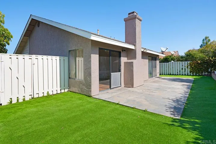 2242 Cottage Way, Vista, California 92081