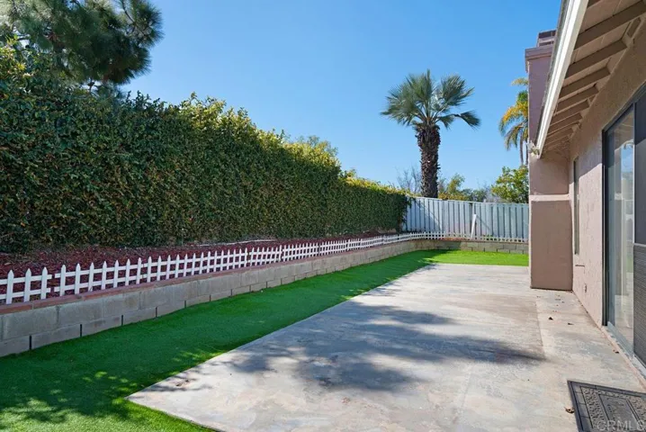 2242 Cottage Way, Vista, California 92081