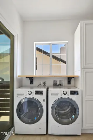 washer and dryer