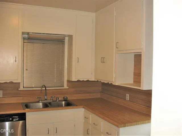 Kitchen 3