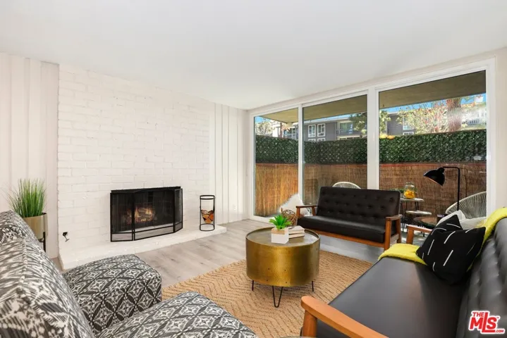 6605 Green Valley Circle 119, Culver City, California 90230