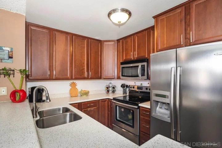 7740 Margerum Ave 205, San Diego, California 92120