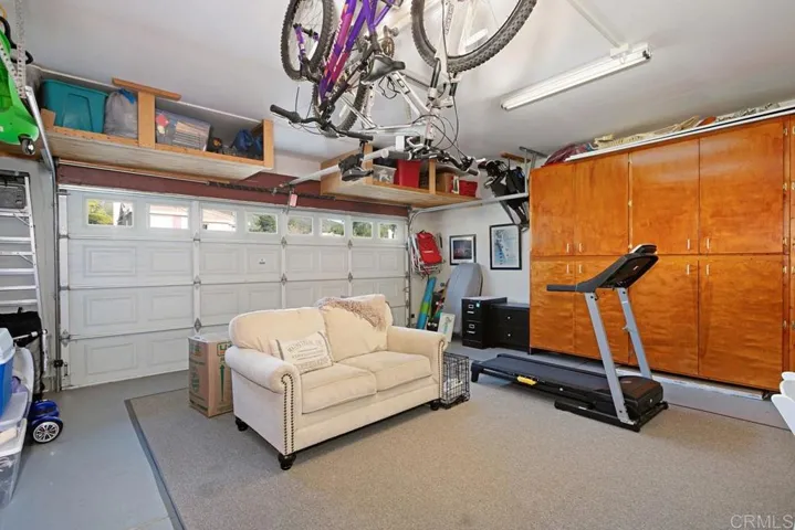 6837 Camino De Amigos, Carlsbad, California 92009