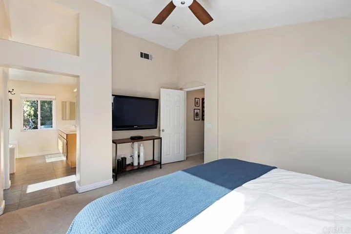 6837 Camino De Amigos, Carlsbad, California 92009