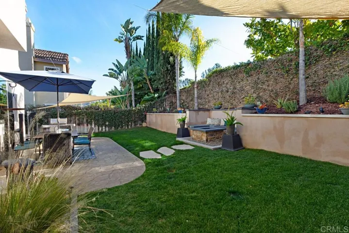 6837 Camino De Amigos, Carlsbad, California 92009
