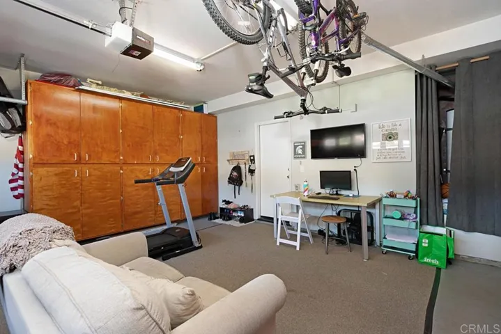 6837 Camino De Amigos, Carlsbad, California 92009