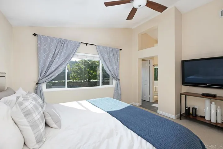 6837 Camino De Amigos, Carlsbad, California 92009