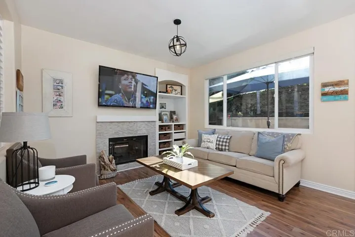 6837 Camino De Amigos, Carlsbad, California 92009