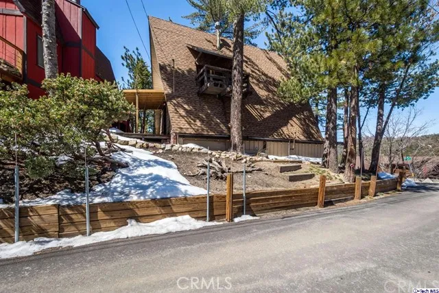 2310 Birch Drive, Running Springs, California 92382