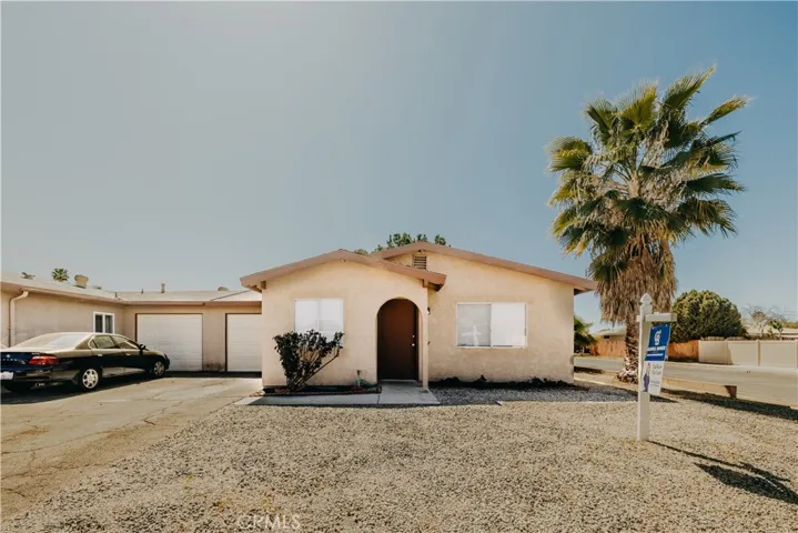 2197 W Oakland Avenue, Hemet, California 92545