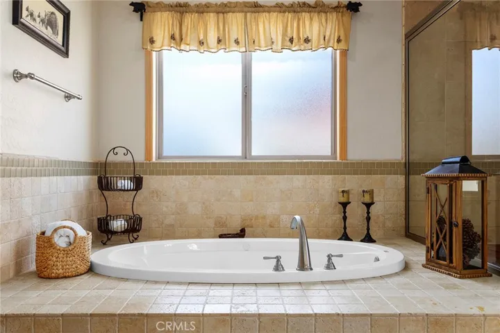 1203 Wolf Creek Court, Big Bear, California 92315