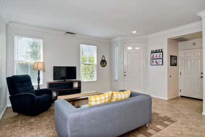 1468 Enchante Way, Oceanside, California 92056