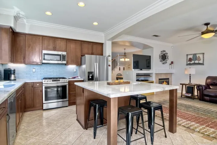 1468 Enchante Way, Oceanside, California 92056