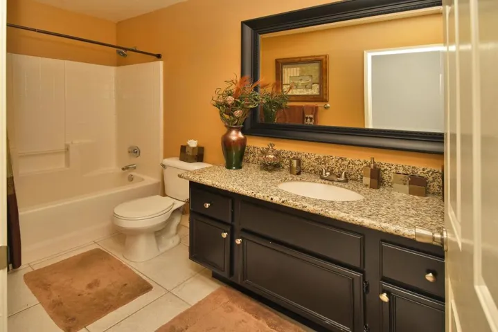2230 2nd Bathroom
