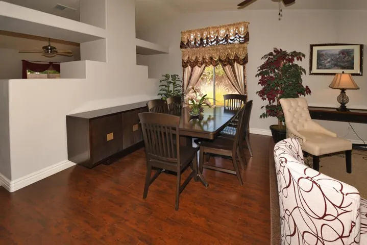 2167 Living Room Detail